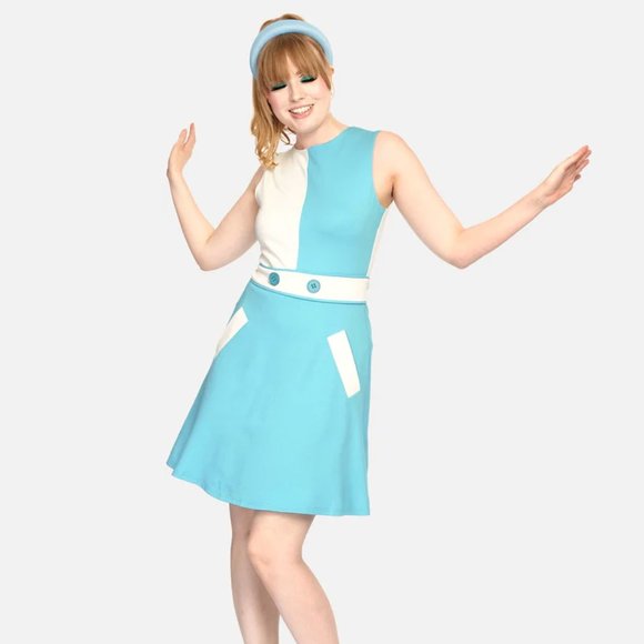 Voodoo Vixen Dresses & Skirts - Voodoo Vixen Mod Madness Blue and White Colorblock Dress NWT